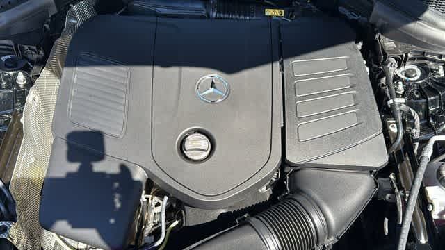 Thumbnail: 2026 Mercedes-Benz GLC - 9