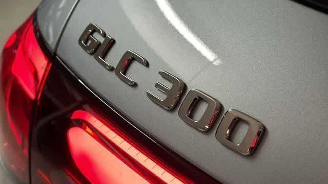 Thumbnail: 2026 Mercedes-Benz GLC - 20