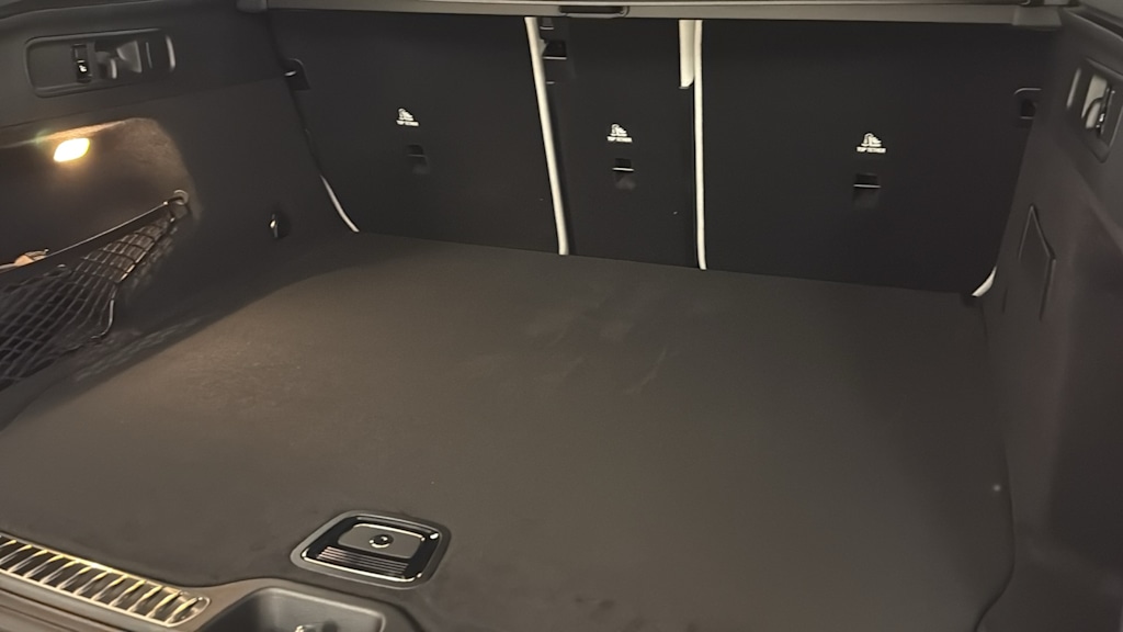 Thumbnail: 2026 Mercedes-Benz GLC - 36