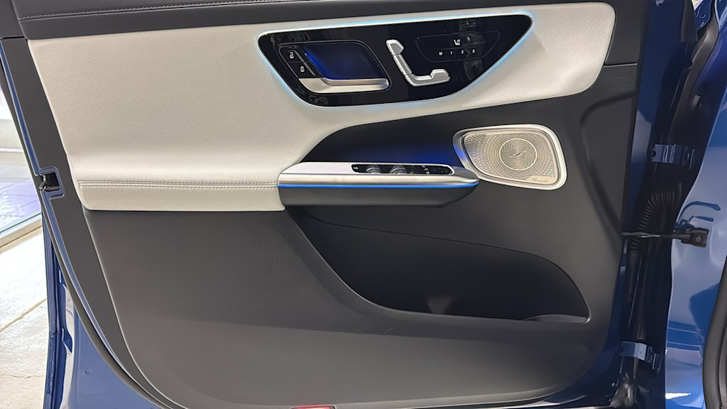 Thumbnail: 2026 Mercedes-Benz GLC - 24