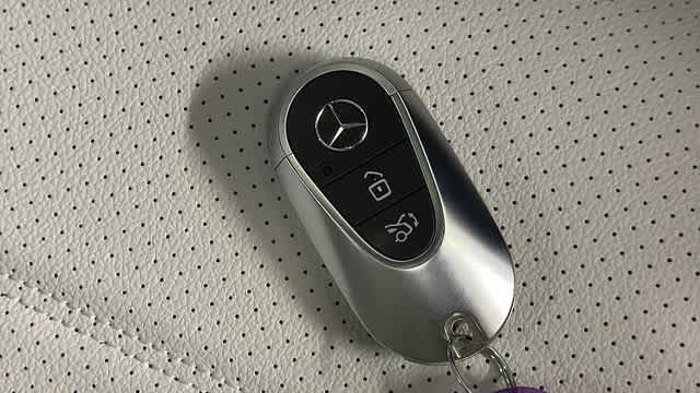Thumbnail: 2026 Mercedes-Benz GLC - 19