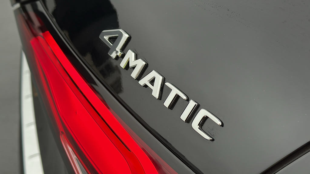 Thumbnail: 2025 Mercedes-Benz GLC - 21