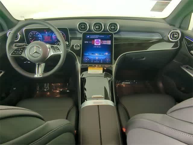 Thumbnail: 2026 Mercedes-Benz GLC - 10