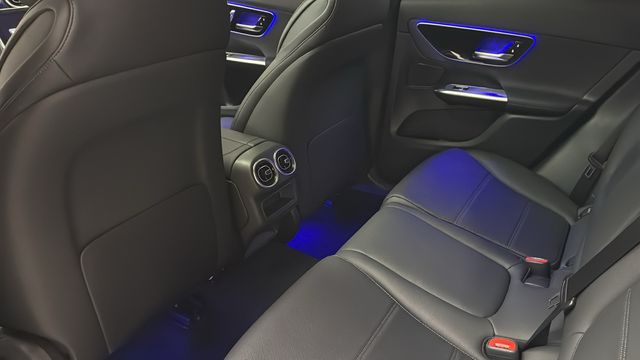 Thumbnail: 2026 Mercedes-Benz GLC - 12