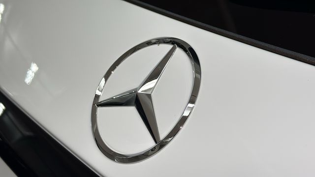 Thumbnail: 2026 Mercedes-Benz GLC - 21
