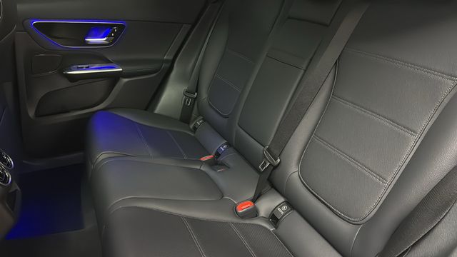 Thumbnail: 2026 Mercedes-Benz GLC - 32