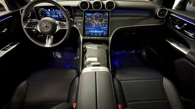 Thumbnail: 2026 Mercedes-Benz GLC - 2
