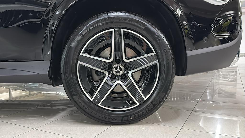 Thumbnail: 2026 Mercedes-Benz GLC - 8