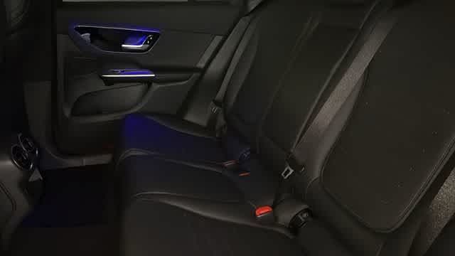 Thumbnail: 2026 Mercedes-Benz GLC - 31