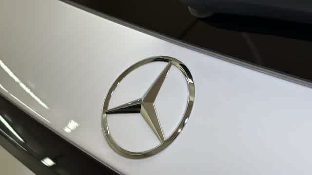 Thumbnail: 2026 Mercedes-Benz GLC - 8