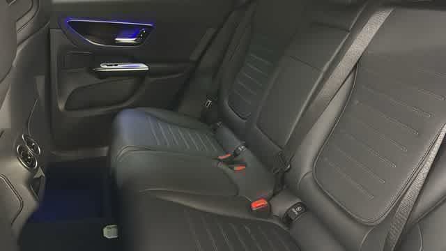 Thumbnail: 2026 Mercedes-Benz GLC - 30