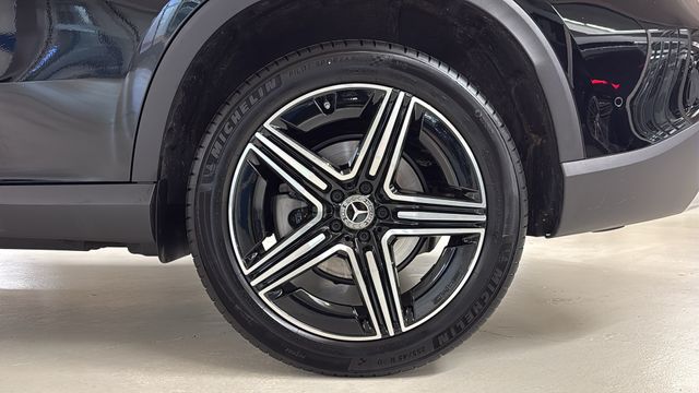 Thumbnail: 2026 Mercedes-Benz GLC - 19