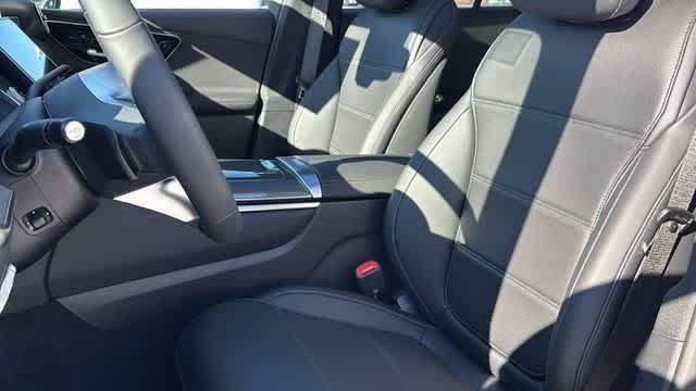 Thumbnail: 2026 Mercedes-Benz GLC - 26
