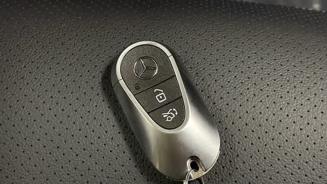 Thumbnail: 2026 Mercedes-Benz GLC - 37
