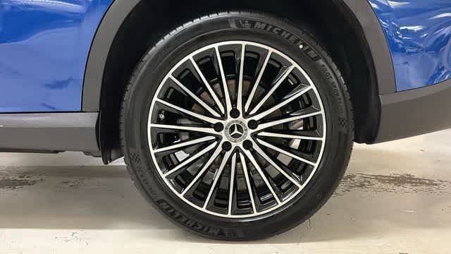 Thumbnail: 2026 Mercedes-Benz GLC - 8
