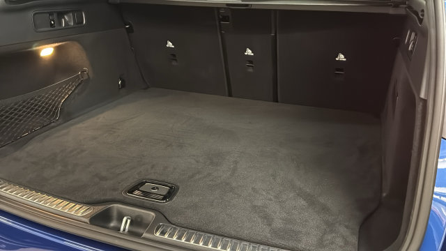 Thumbnail: 2026 Mercedes-Benz GLC - 33
