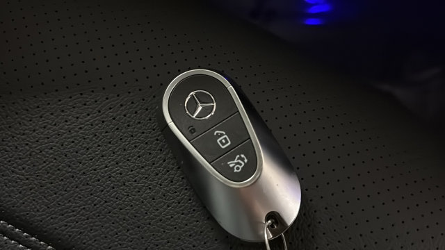 Thumbnail: 2026 Mercedes-Benz GLC - 19