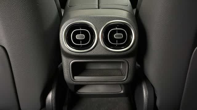 Thumbnail: 2026 Mercedes-Benz GLC - 33