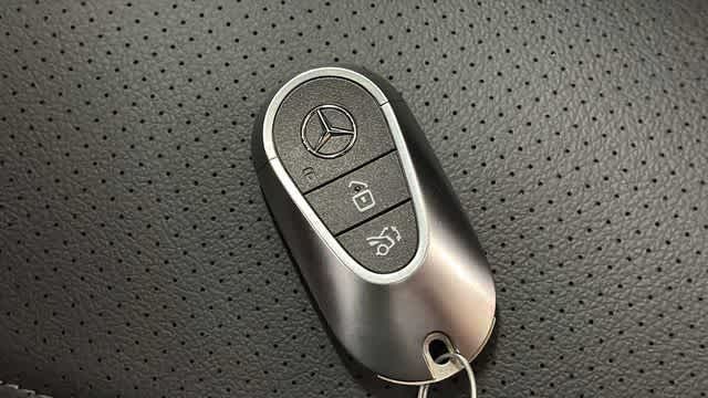 Thumbnail: 2026 Mercedes-Benz GLC - 19