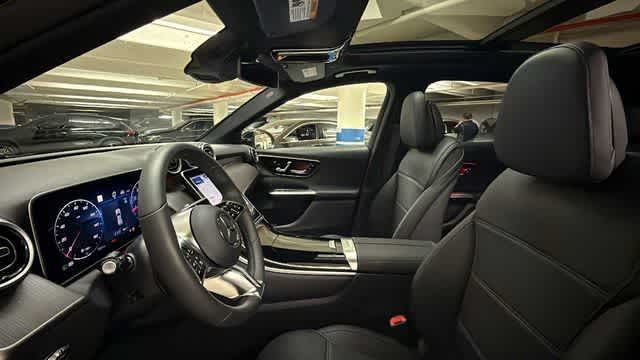 Thumbnail: 2026 Mercedes-Benz GLC - 10