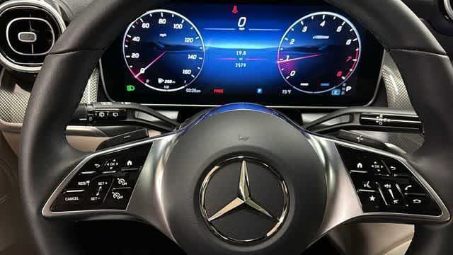 Thumbnail: 2026 Mercedes-Benz GLC - 15