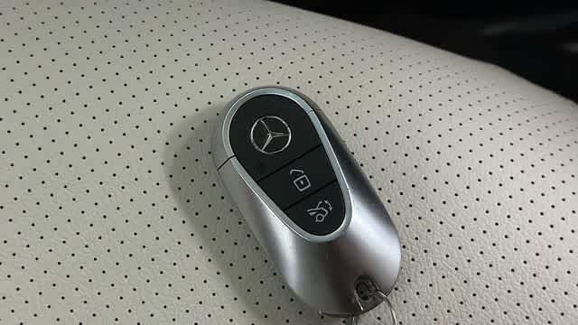 Thumbnail: 2026 Mercedes-Benz GLC - 28