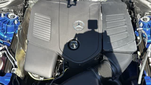 Thumbnail: 2026 Mercedes-Benz GLC - 9