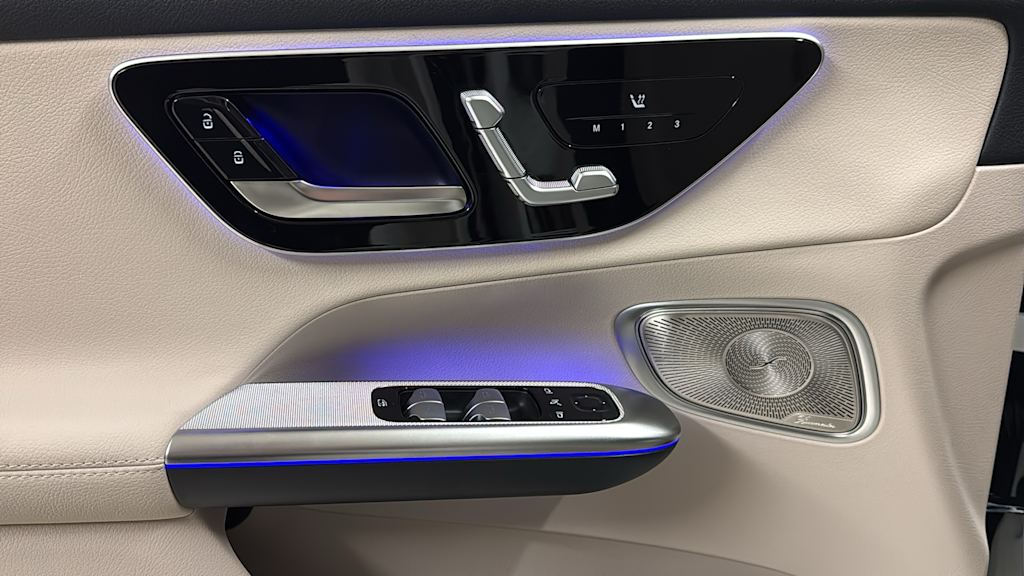 Thumbnail: 2026 Mercedes-Benz GLC - 25