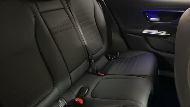 Thumbnail: 2026 Mercedes-Benz GLC - 36