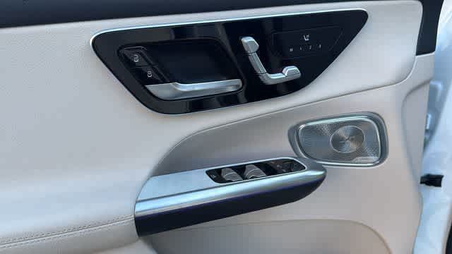 Thumbnail: 2026 Mercedes-Benz GLC - 23