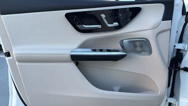 Thumbnail: 2026 Mercedes-Benz GLC - 22