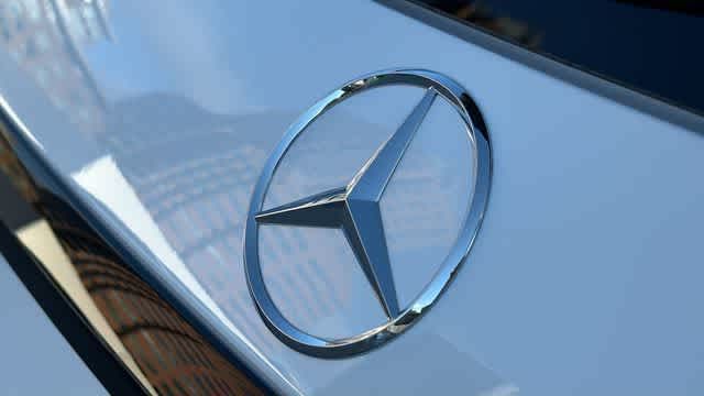 Thumbnail: 2026 Mercedes-Benz GLC - 19