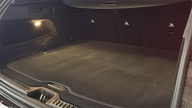 Thumbnail: 2025 Mercedes-Benz GLC - 31