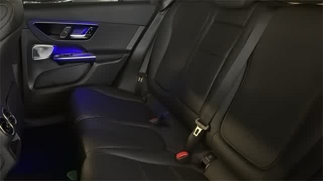 Thumbnail: 2025 Mercedes-Benz GLC - 29