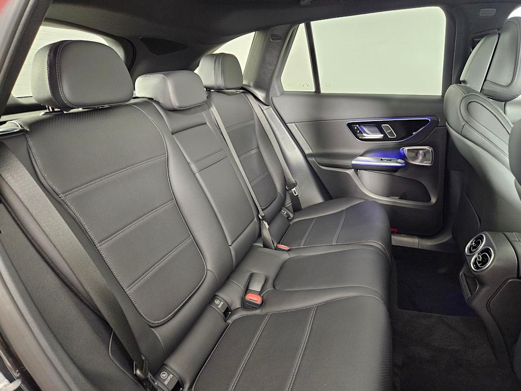 Thumbnail: 2025 Mercedes-Benz GLC - 29