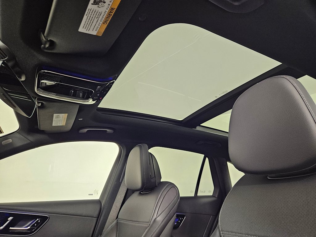 Thumbnail: 2025 Mercedes-Benz GLC - 27