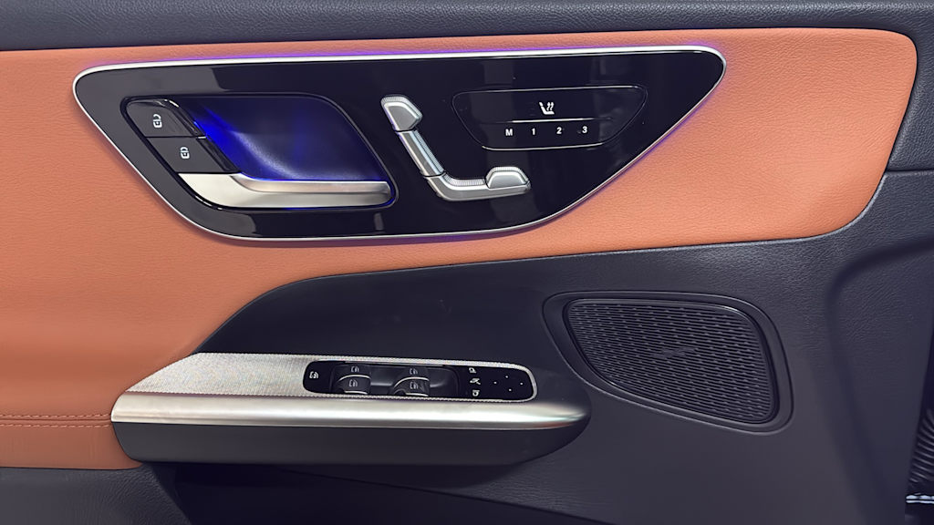 Thumbnail: 2026 Mercedes-Benz GLC - 25