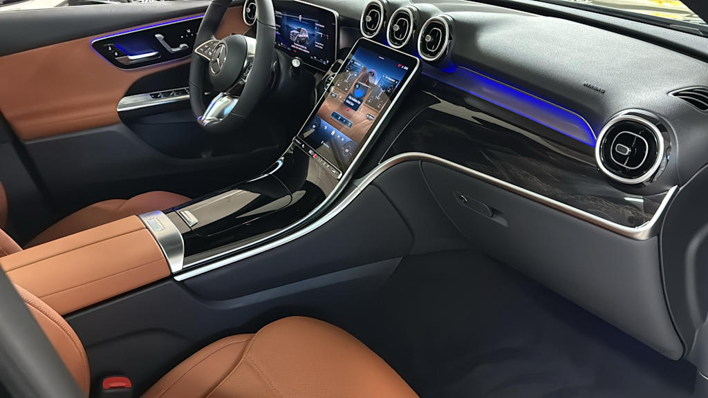 Thumbnail: 2026 Mercedes-Benz GLC - 15