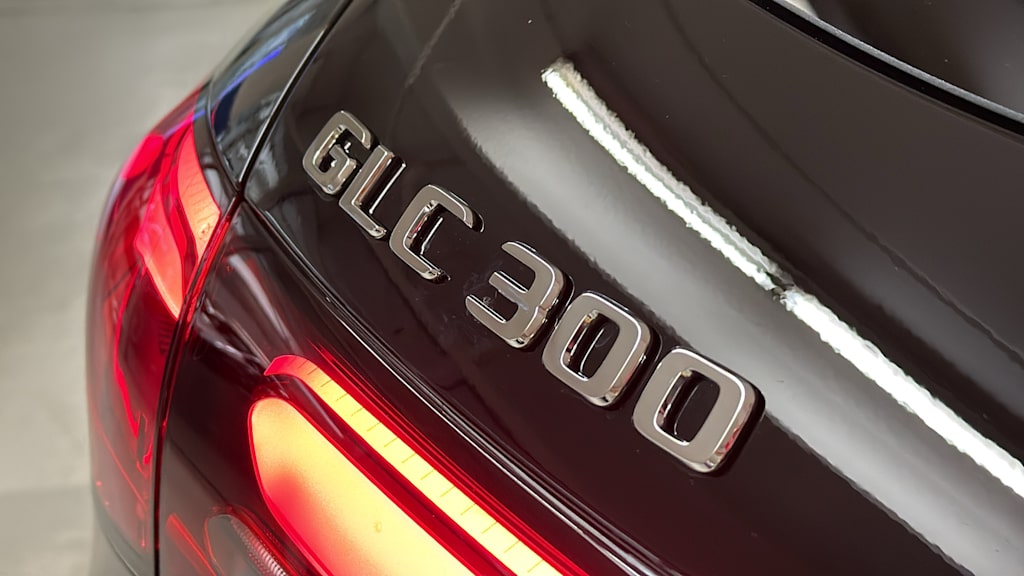 Thumbnail: 2026 Mercedes-Benz GLC - 21