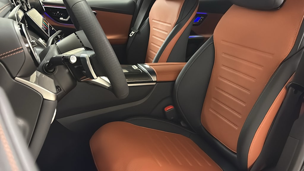 Thumbnail: 2026 Mercedes-Benz GLC - 11
