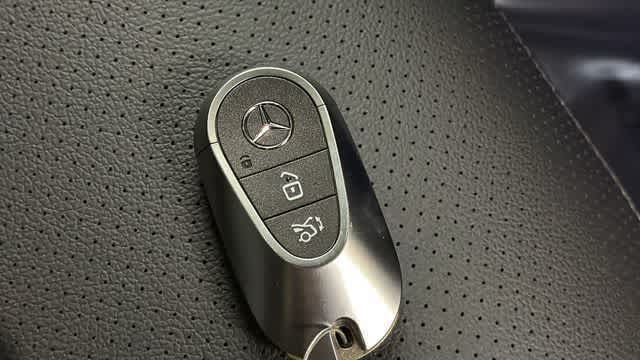Thumbnail: 2026 Mercedes-Benz GLC - 36