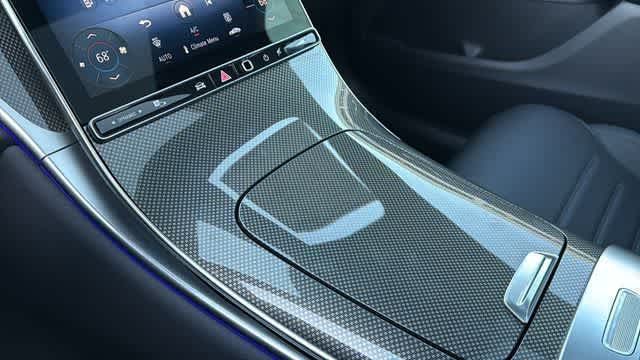 Thumbnail: 2026 Mercedes-Benz GLC - 16