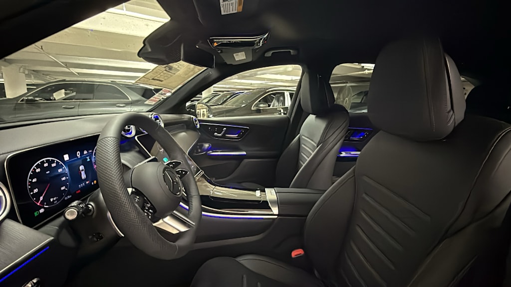 Thumbnail: 2026 Mercedes-Benz GLC - 11