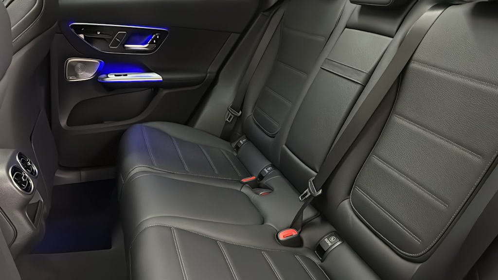 Thumbnail: 2026 Mercedes-Benz GLC - 32