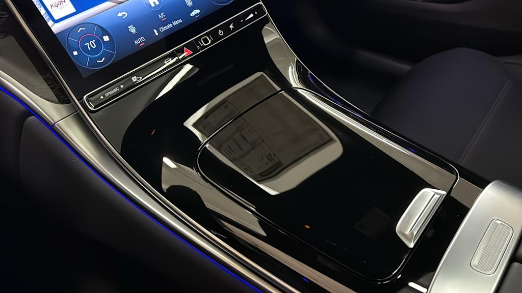 Thumbnail: 2026 Mercedes-Benz GLC - 17
