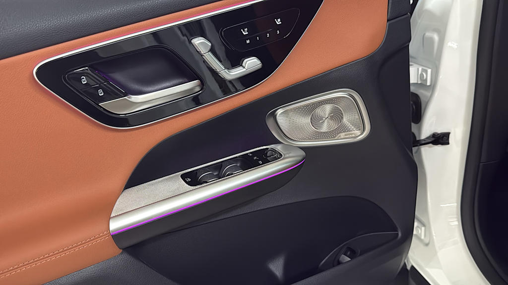 Thumbnail: 2026 Mercedes-Benz GLC - 24