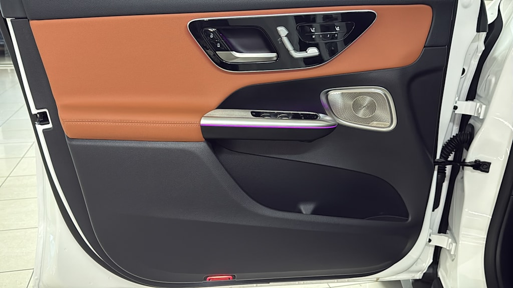 Thumbnail: 2026 Mercedes-Benz GLC - 23