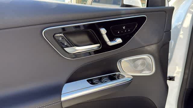Thumbnail: 2026 Mercedes-Benz GLC - 24