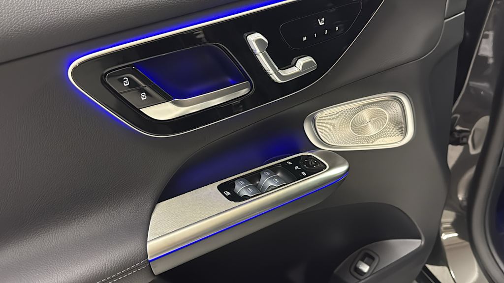 Thumbnail: 2026 Mercedes-Benz GLC - 24