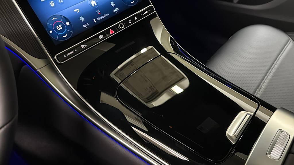 Thumbnail: 2026 Mercedes-Benz GLC - 17